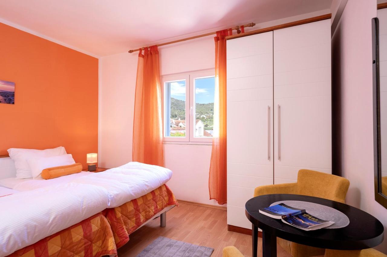 Apartments Bodlovic - Zf Hvar Hvar Town Exterior foto